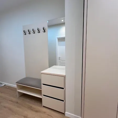 Cozy 2 * Tirana